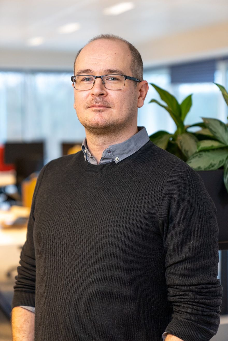 Portrait of Mike Veeckmans